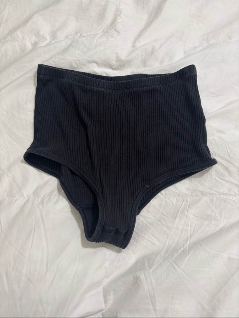 High-Waist Ribbed Shorts — Black